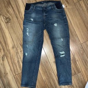 NWT Gap Maternity Distressed Girlfriend Jeans